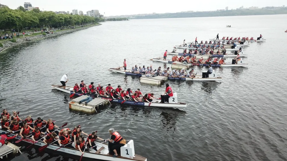 DRAGON BOAT YARIŞLARI NEFESLERİ KESTİ