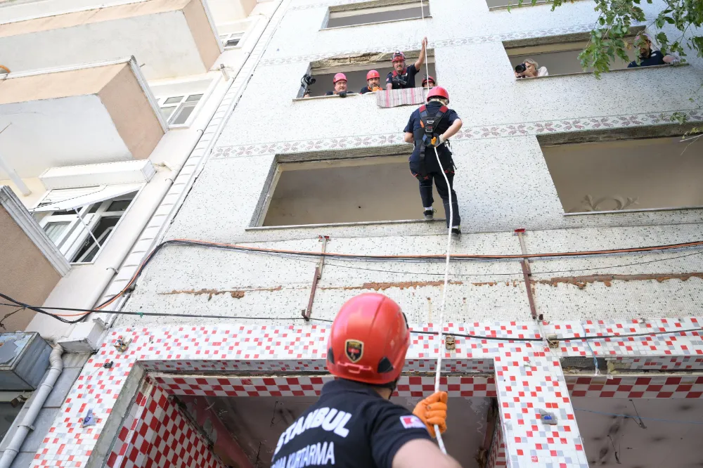 GOP’DA 17 AĞUSTOS’UN YIL DÖNÜMÜNDE “DEPREM TATBİKATI”