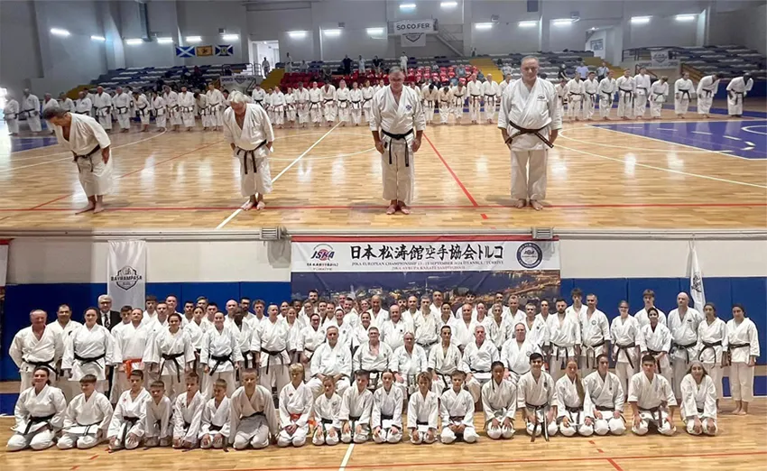 KARATE HEYECANI BAYRAMPAŞA’DA YAŞANDI