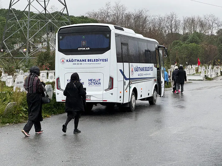 KÂĞITHANE BELEDİYESİ’NDEN VATANDAŞLARA KABİR ZİYARETİ KOLAYLIĞI