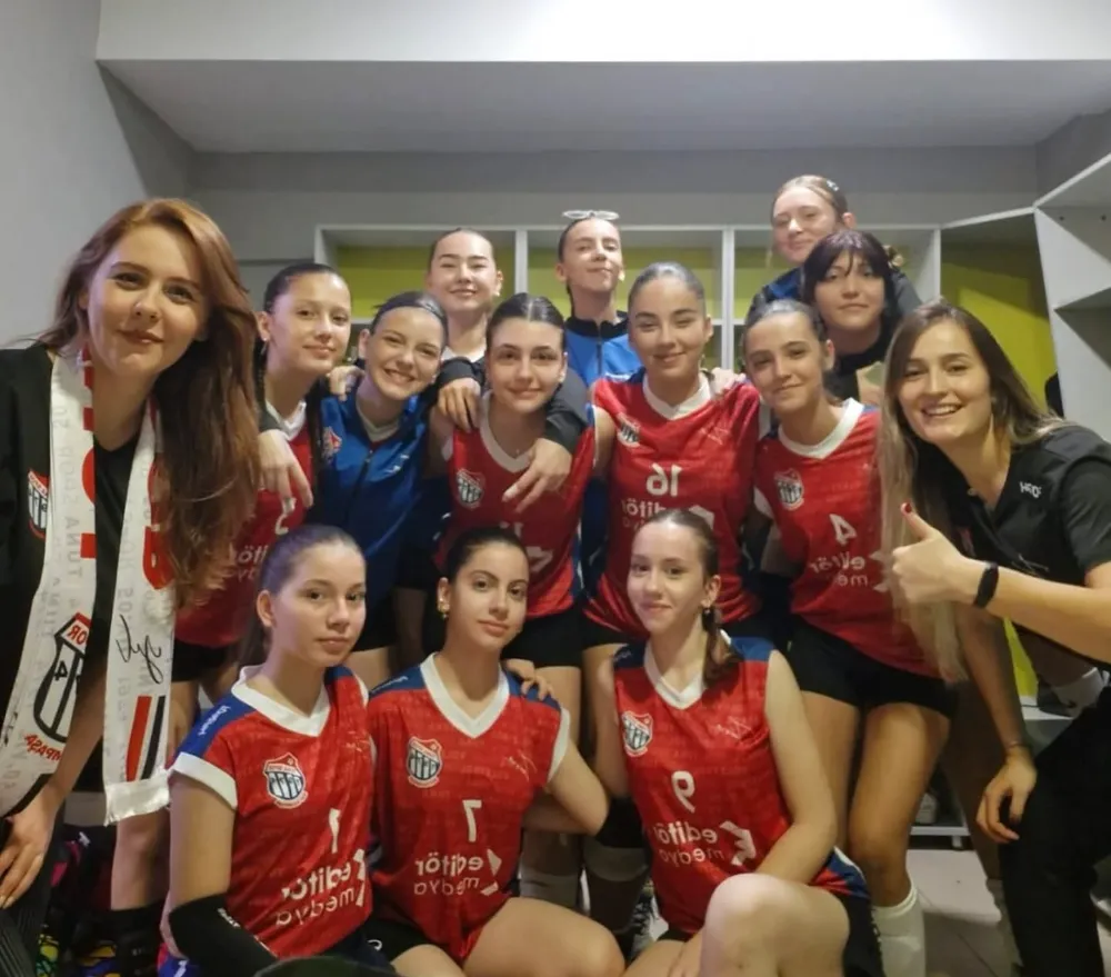 BAYRAMPAŞA TUNA SPOR YILDIZ KIZLAR LİGE 3-0