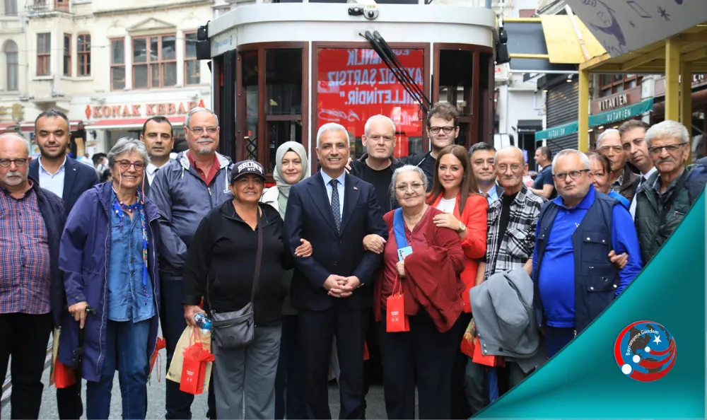 İETT’DEN DÜNYA YAŞLILAR GÜNÜ’NDE ANLAMLI ZİYARET