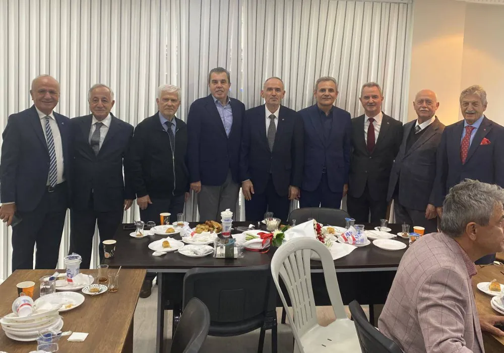 BAYRAMPAŞA’DA PİRLEPELİLERİN BÖREK GÜNÜ COŞKUSU