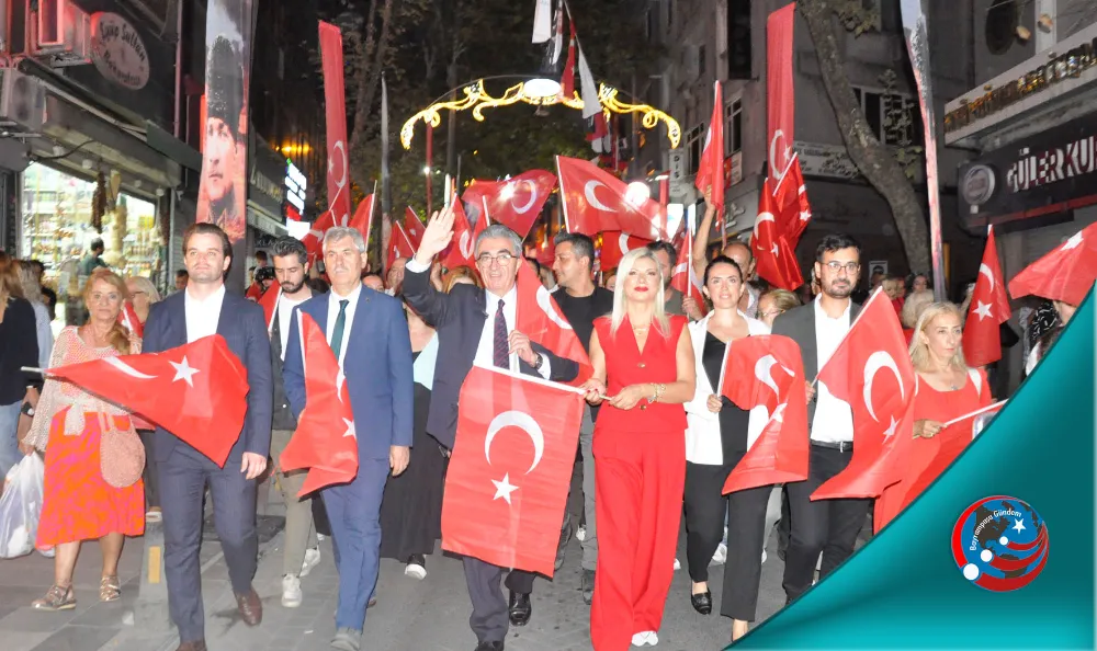 BAYRAMPAŞA’DA ZAFER BAYRAMI COŞKUSU DEVAM EDİYOR