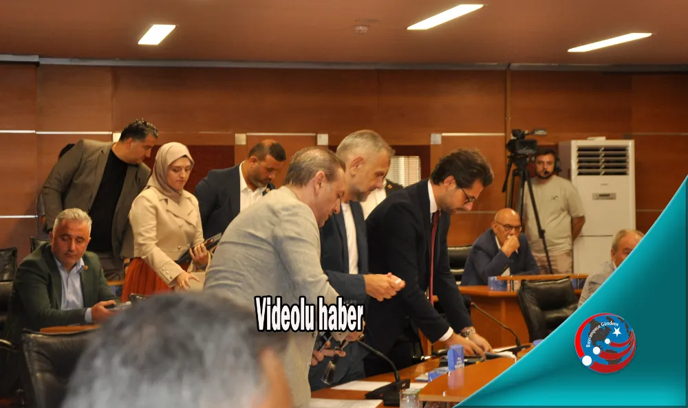 BAŞKAN SÖZ VERMEDİ, AK PARTİ GRUBU MECLİSİ TERK ETTİ