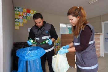 BEYLİKDÜZÜ BELEDİYESİ SIFIR ATIK TOPLAMA NOKTASI HİZMETE AÇILDI