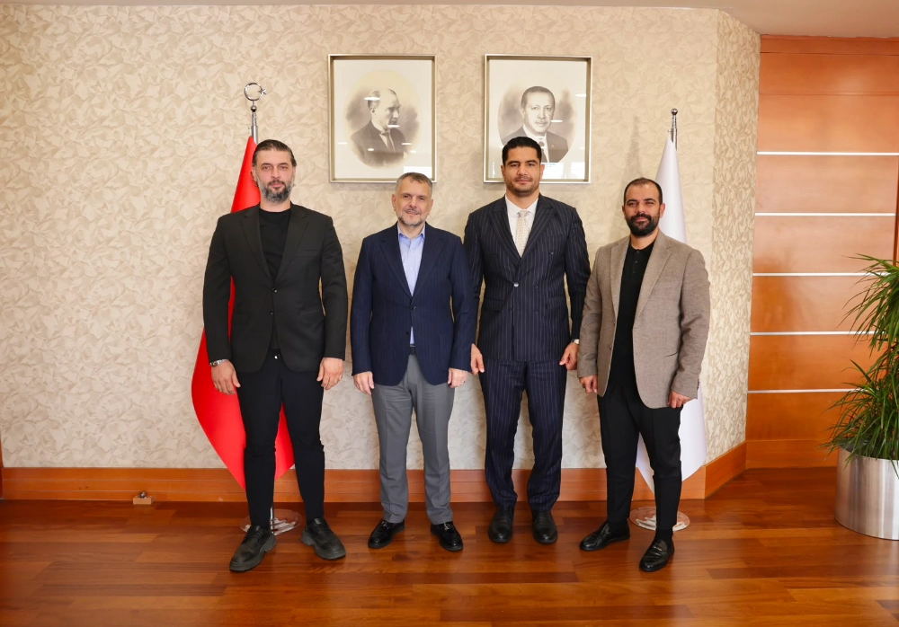 TAHA AKGÜL’DEN BAYRAMPAŞA BELEDİEYSİNE ZİYARET