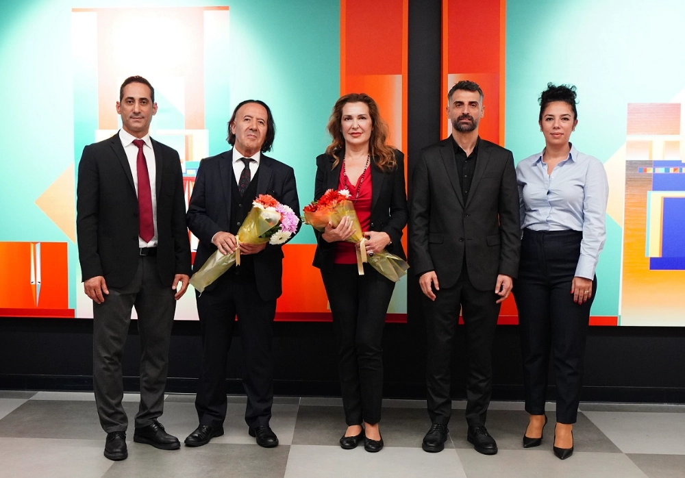 İSMAİL ATEŞ RETROSPEKTİF SERGİSİ BAKSM’DE SANATSEVERLERLE BULUŞTU