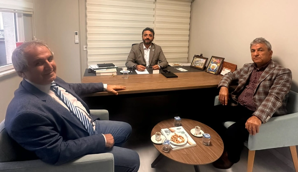 YEŞİLAY BAYRAMPAŞA ŞÜBESİ YÖNETİMİNE HAYIRLI OLSUN ZİYARETİ