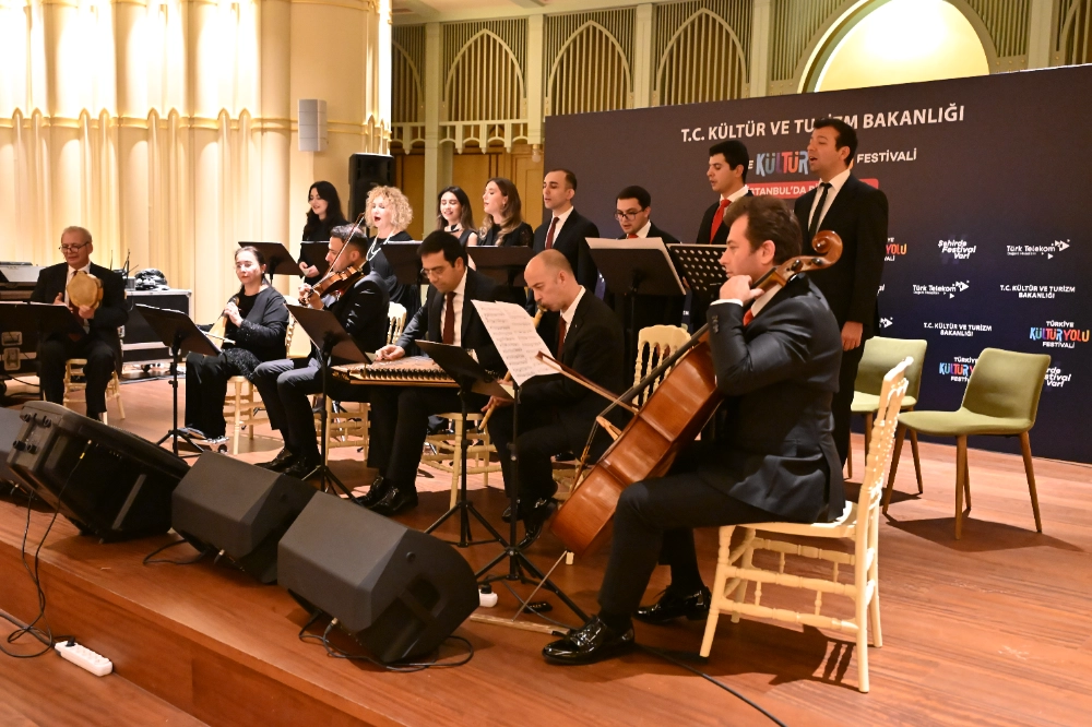 İSTANBUL KÜLTÜR YOLU FESTİVALİ’NİN YEDİNCİ GÜNÜNDE ŞEHRİN ROTASINI SANAT BELİRLEDİ