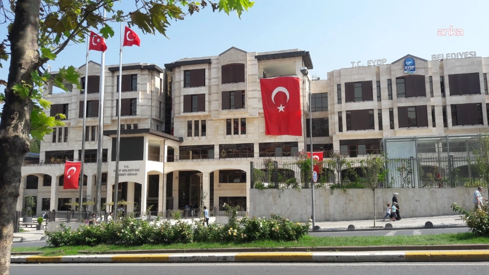 MİTHAT BÜLENT ÖZMEN DE GÖREVDEN UZAKLAŞTIRILDI, 10 EKİM CUMARTESİ MECLİS TOPLANACAK