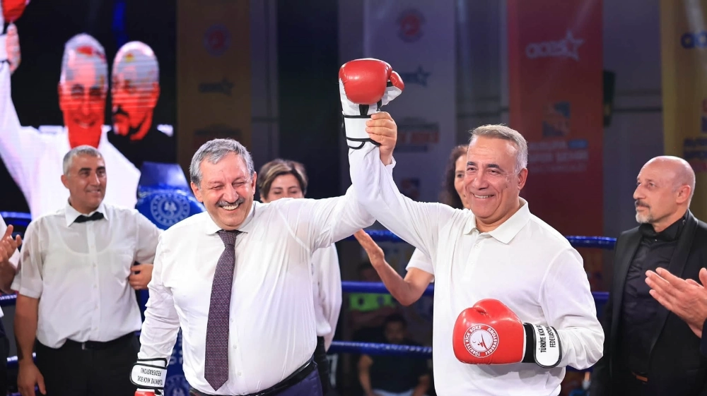 SULTANGAZİ’DE DEV BİR ORGANİZASYON İSTANBUL’DAKİ İLK TÜRKİYE PROFESYONEL KİCK BOKS TURNUVASI