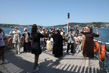 EYÜPSULTANLI KADINLARA BOĞAZ GEZİSİ