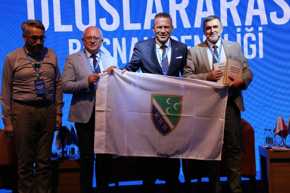 İSTANBUL ULUSLARARASI BOŞNAK GENÇLİĞİ ZİRVESİ 2026: BAYRAMPAŞA'DA TARİHİ BULUŞMA