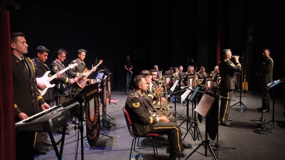 ERZURUM’DA FESTİVALİN RİTMİ SANATLA TUTULDU