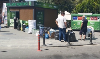 BAYRAMPAŞA’NIN MERKEZİNDE BU GÖRÜNTÜLER YAKIŞIYOR MU?