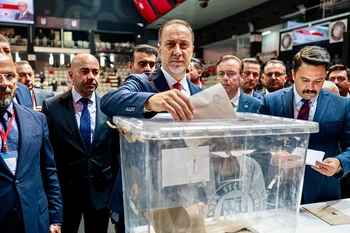 MHP İstanbul İl Kongresinde Volkan Yılmaz Güvenoyu Aldı