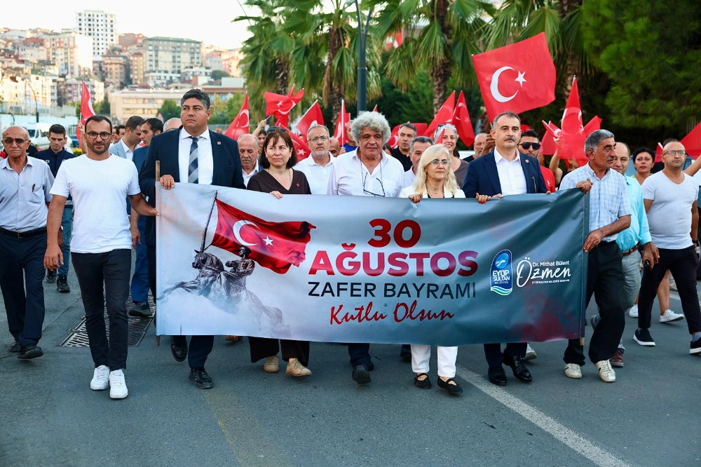 Eyüpsultan’da 30 Ağustos Zafer Bayramı coşkuyla kutlandı