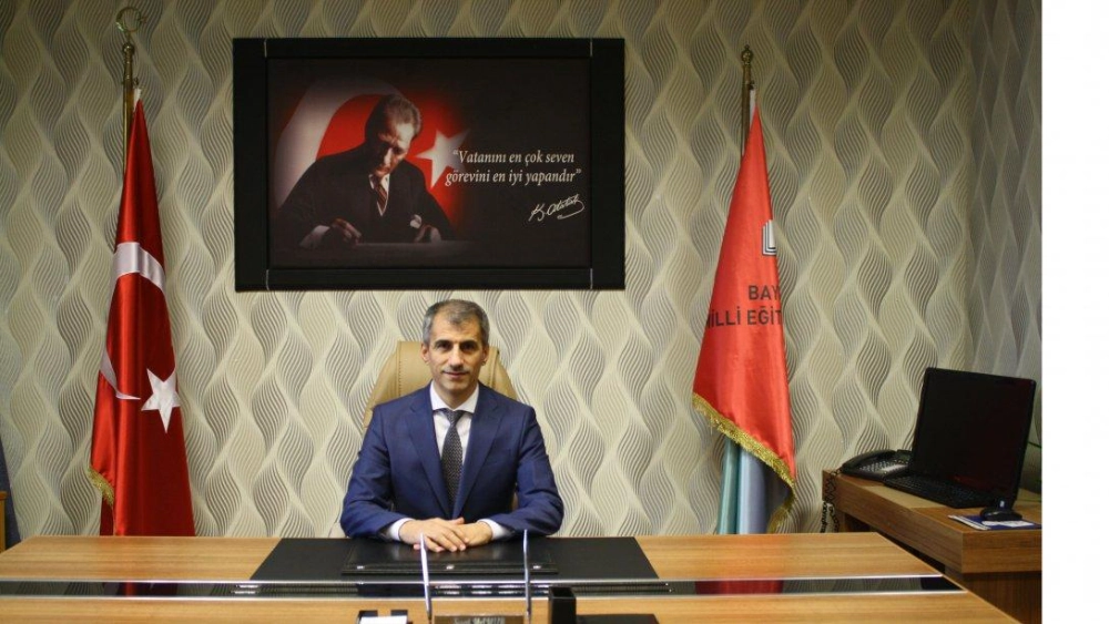 MİLLİ EĞİTİMDE EZBER BOZAN KARAR: GÖREVDEN ALINDI, ÖĞRETMEN KADROSUNA ATANDI!