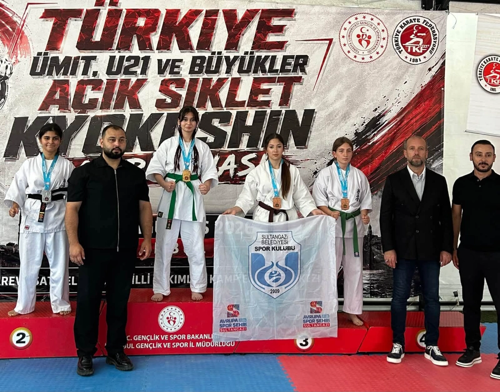 Sultangazili Sporculardan 7 Madalya Birden