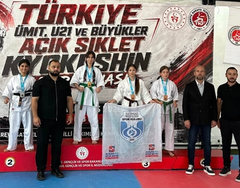 Sultangazili Sporculardan 7 Madalya Birden