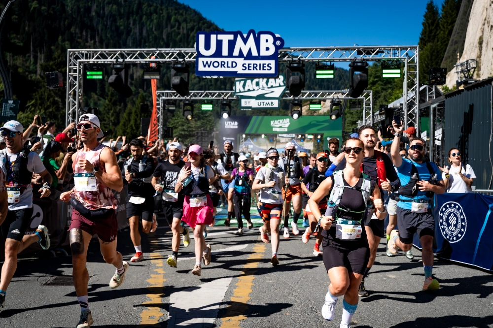 KAÇKAR BY UTMB’DE BİNLERCE SPORCU KAÇKARLARIN ZİRVESİ İÇİN KOŞTU