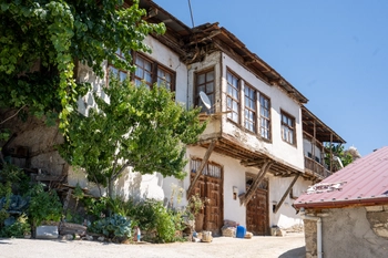 ERMENEK’TE TARİH, KÜLTÜR VE LEZZET BULUŞMASI