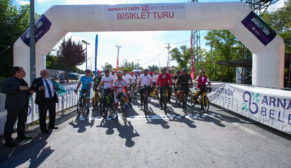 ARNAVUTKÖY’DE PEDALLAR SAĞLIKLI YAŞAM İÇİN DÖNDÜ