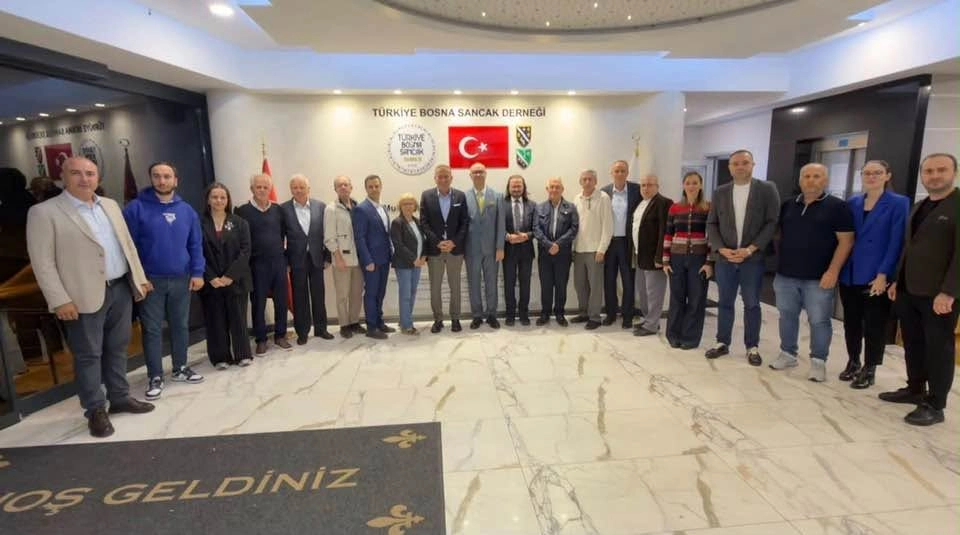CHP BAYRAMPAŞA'DAN TÜRKİYE BOSNA SANCAK DERNEĞİ'NE ZİYARET