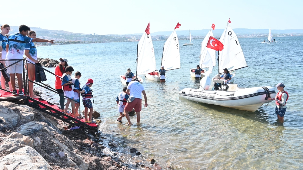 Festivalle Birlikte Çocuk Ve Gençleri Çanakkale Denizinde Buluşturdu 