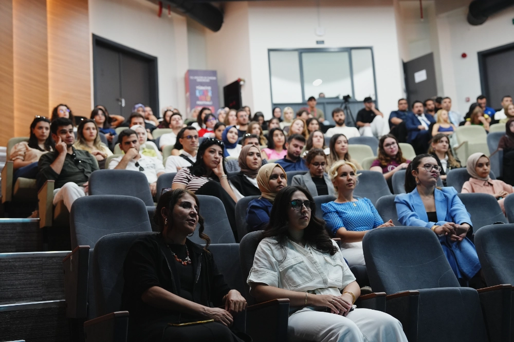KAYSERİ KÜLTÜR YOLU FESTİVALİ’NDE GELENEKSEL SANATLARDAN ŞİİRE DOLU DOLU PROGRAM