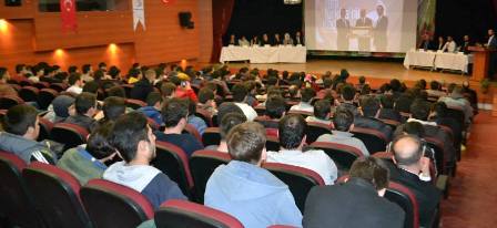 AK GENÇLİK DANIŞMA MECLİSİ